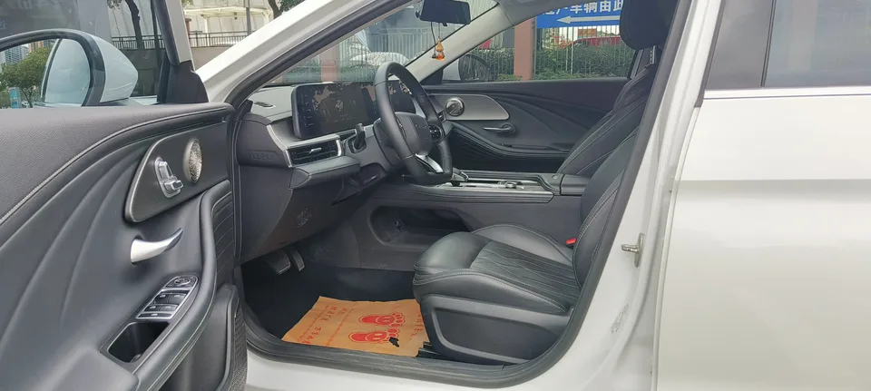 Chery Arrizo 8 1.6TGDI DCT Excellence Edition 2024 — миниатюра 4