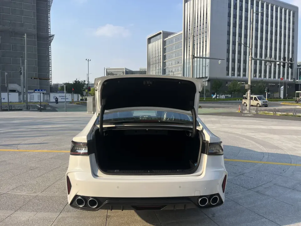 Chery Arrizo 8 1.6TGDI DCT Intelligent 2026 — миниатюра 3