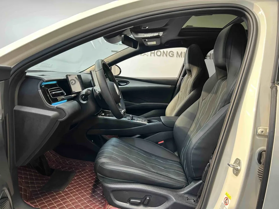 BYD Seal 06DM Intelligent Driving Edition DM-i 120KM Flagship Model 2025 — миниатюра 3