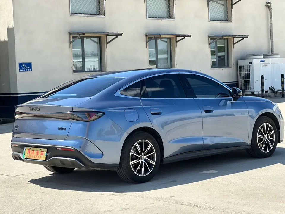 BYD Seal 06DM Intelligent Driving Edition DM-i 120KM Premium Edition 2025 — миниатюра 2