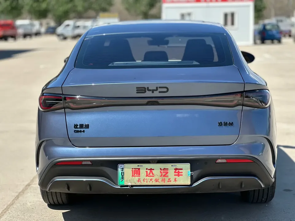 BYD Seal 06DM Intelligent Driving Edition DM-i 120KM Premium Edition 2025 — миниатюра 4
