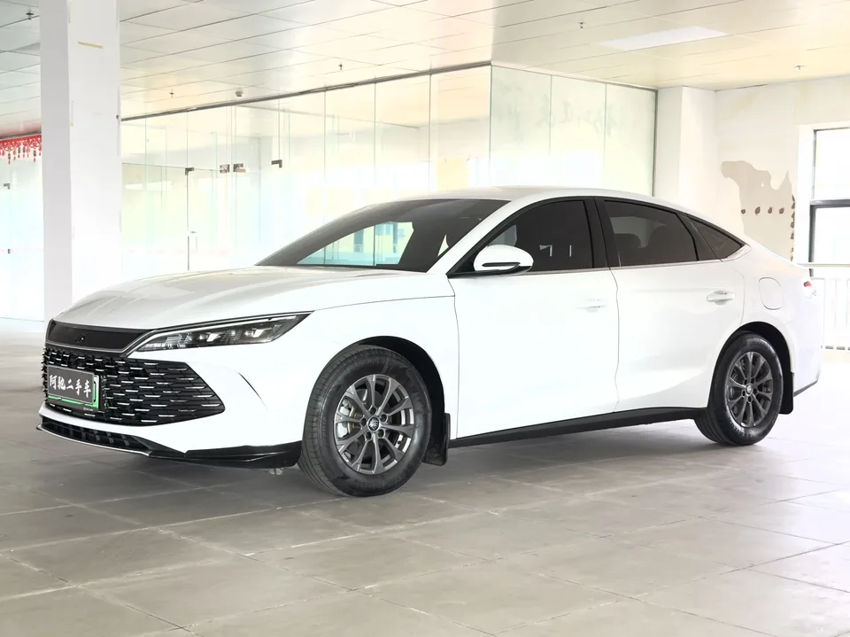 BYD Qin L DM 2024
