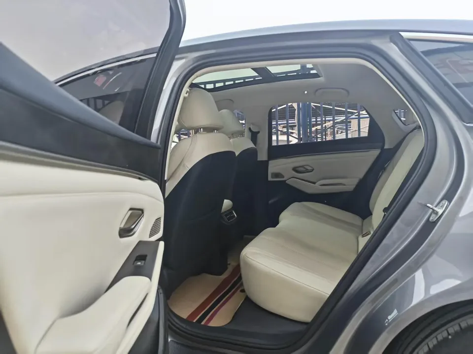 BYD Qin L DM DM-i 120KM Leading Model 2025 — миниатюра 3