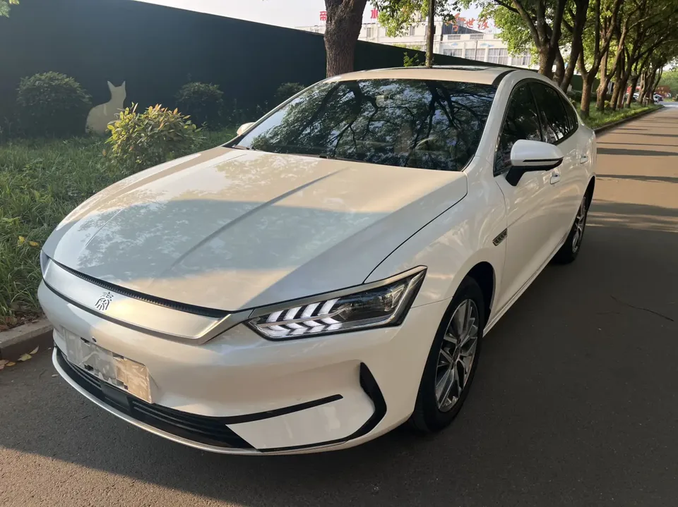 BYD Qin PLUS EV 2023