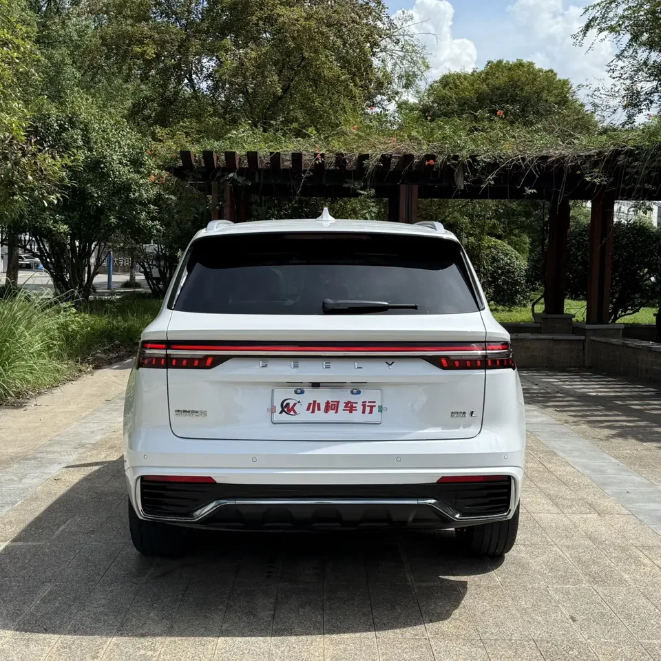 Geely Monjaro Xingyue L 2025 2.0TD High Power Automatic 2WD Dongfang Yao Lanxing Edition 2025 — миниатюра 2