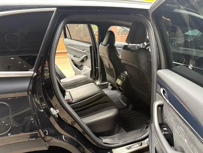 Geely Monjaro Xingyue L 2024 2.0TD High Power Automatic 2WD Yunqi Edition 2024 — миниатюра 4