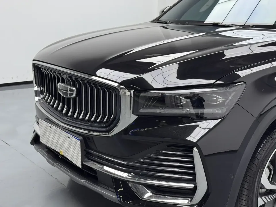 Geely Monjaro Xingyue L 2025 2.0TD High Power Automatic 4WD Dongfang Yao Wangyue Edition 2025 — миниатюра 2