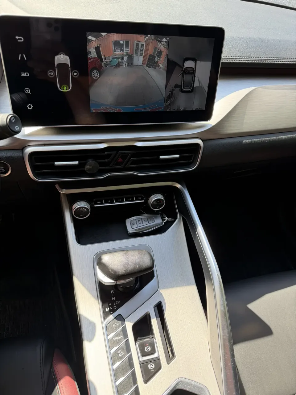 Geely Coolray SX11 240T DCT Platinum Edition 2022 — миниатюра 4