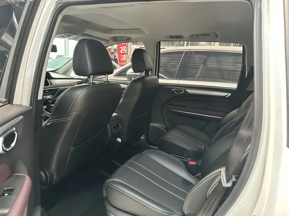 GAC Trumpchi M6 Pro 270T Automatic Deluxe Edition 2023 — миниатюра 4