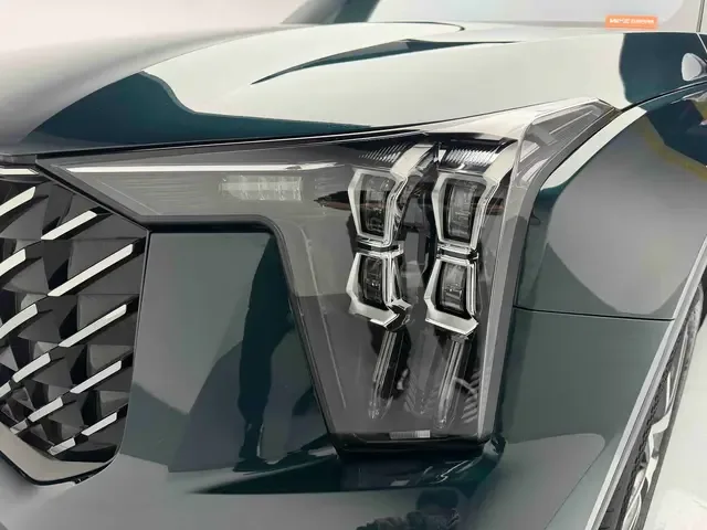 GAC Trumpchi GS8 Trumpchi GS8 2025 Pilot Series 2.0TGDI 2WD 5-seater Deluxe Edition 2024 — thumbnail 3