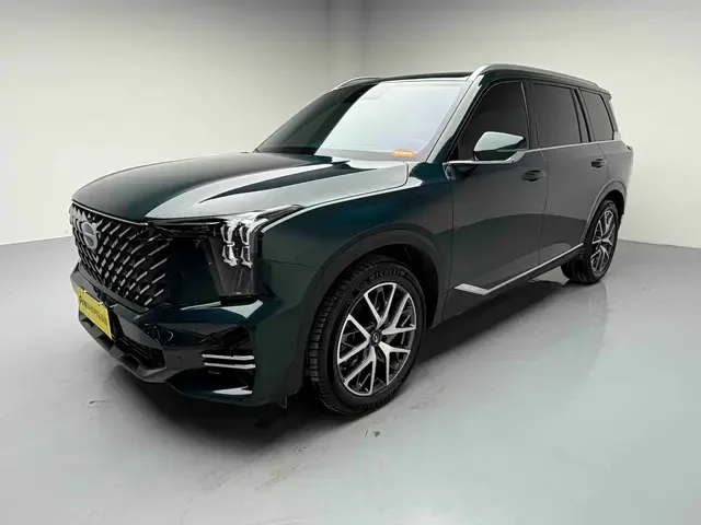 GAC Trumpchi GS8 Trumpchi GS8 2025 Pilot Series 2.0TGDI 2WD 5-seater Deluxe Edition 2024 — photo 1, buy with delivery to Moscow