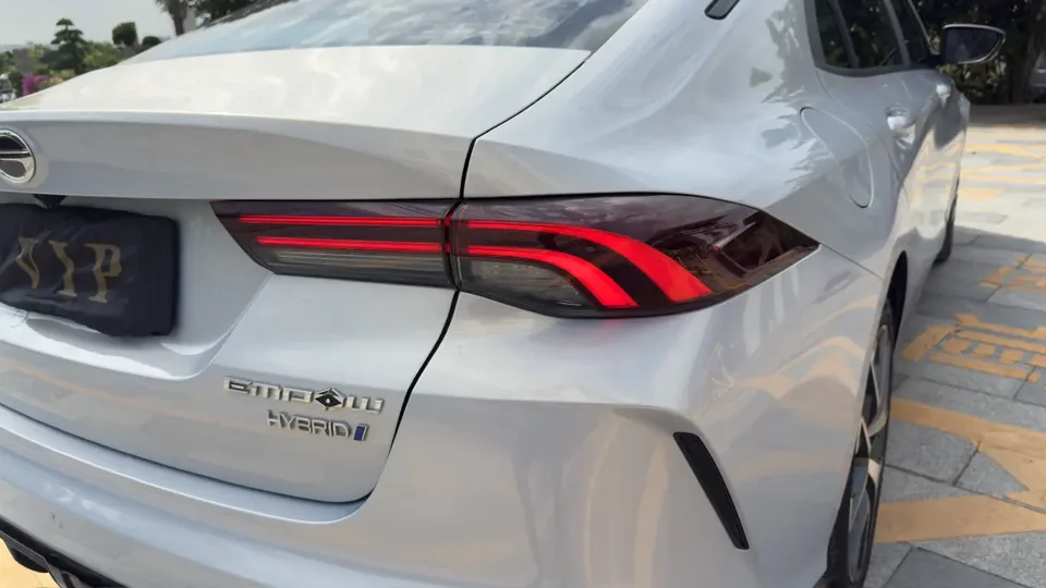 GAC Trumpchi Shadow Leopard Shadow Leopard 2023 2.0L DHT Intelligent Hybrid Edition 2023 — миниатюра 3