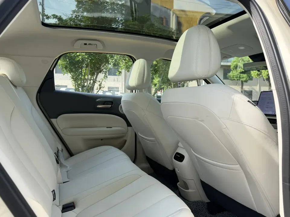 ORA 5 pure electric version ORA 5 2026 480km Pro Edition 2026 — миниатюра 5