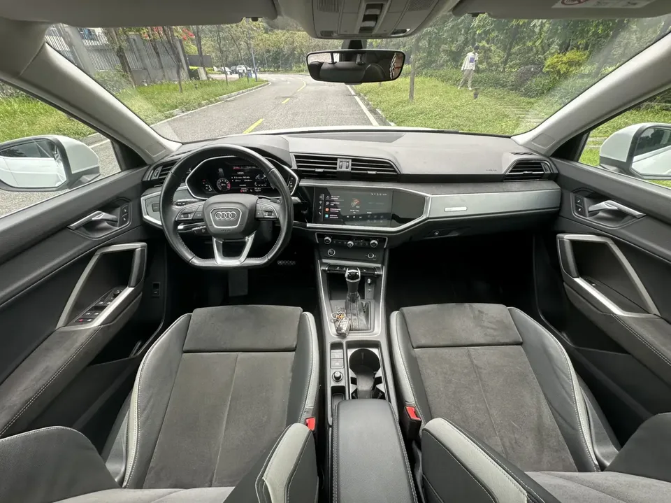Audi Q3 Audi Q3 2022 35 TFSI Fashionable and Dynamic 2022 — миниатюра 5
