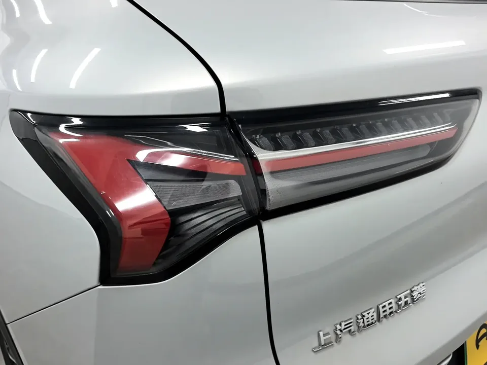 Wuling Starlight S PHEV 130km Flagship Model 2025 — миниатюра 4
