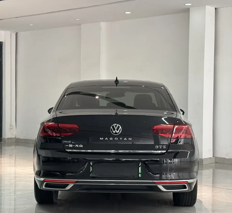 Volkswagen Magotan PHEV Magotan GTE 2022 luxury model 2022 — миниатюра 3