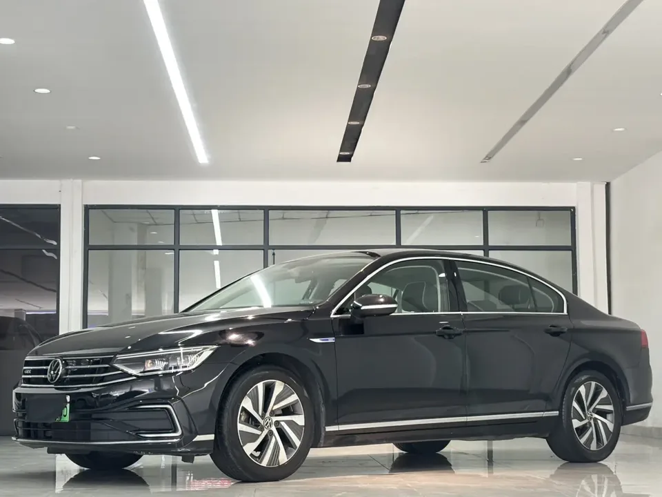 Volkswagen Magotan PHEV 2022