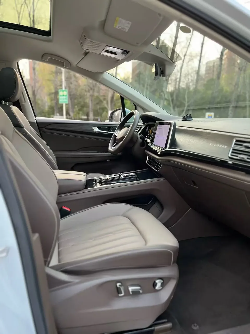 Volkswagen Weiran Weiran 2023 330TSI Business Edition 2023 — миниатюра 5