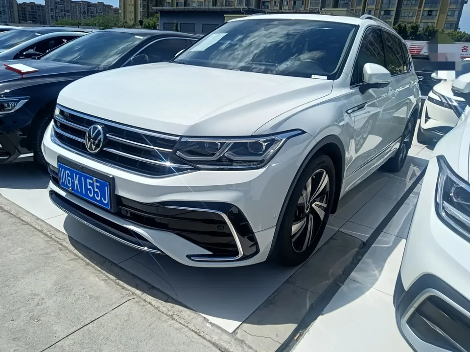 Volkswagen Tiguan L 2023