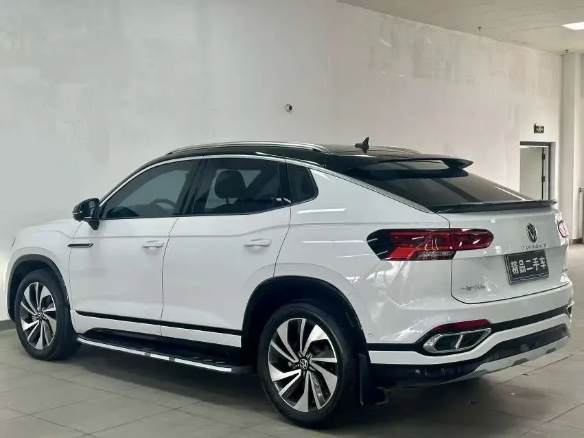 Volkswagen Tayron X 330TSI 2WD Flagship Smart Edition 2023 — миниатюра 4