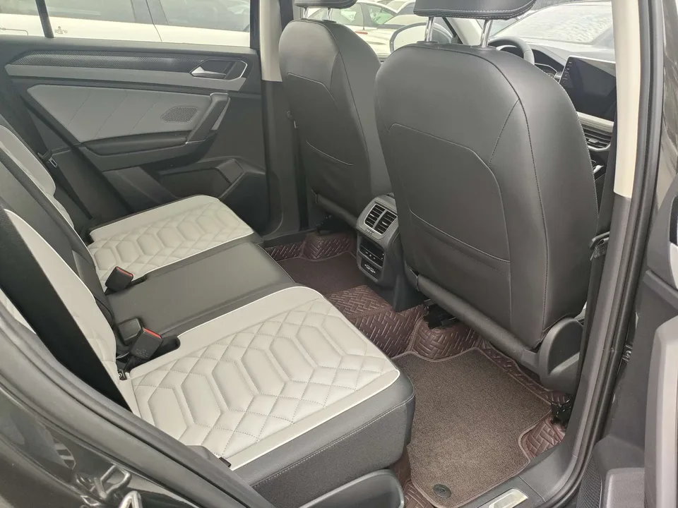 Volkswagen Tayron Tanyue 2023 330TSI 2WD Luxury Plus Advanced Edition 2023 — миниатюра 3