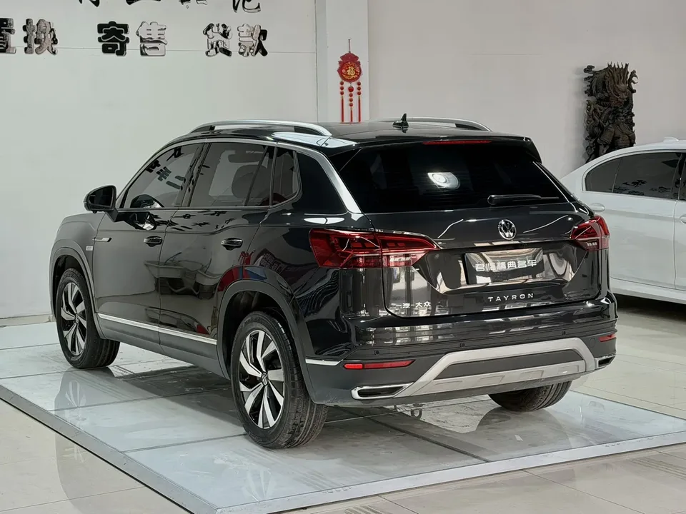 Volkswagen Tayron Tanyue 2022 280TSI 2WD Luxury Smart Edition 2022 — миниатюра 2