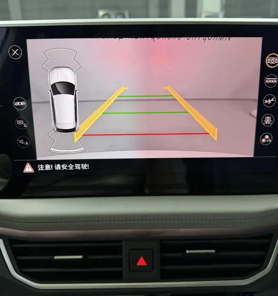 Volkswagen Tayron Tanyue 2023 280TSI 2WD Luxury Plus Advanced Edition 2023 — миниатюра 4