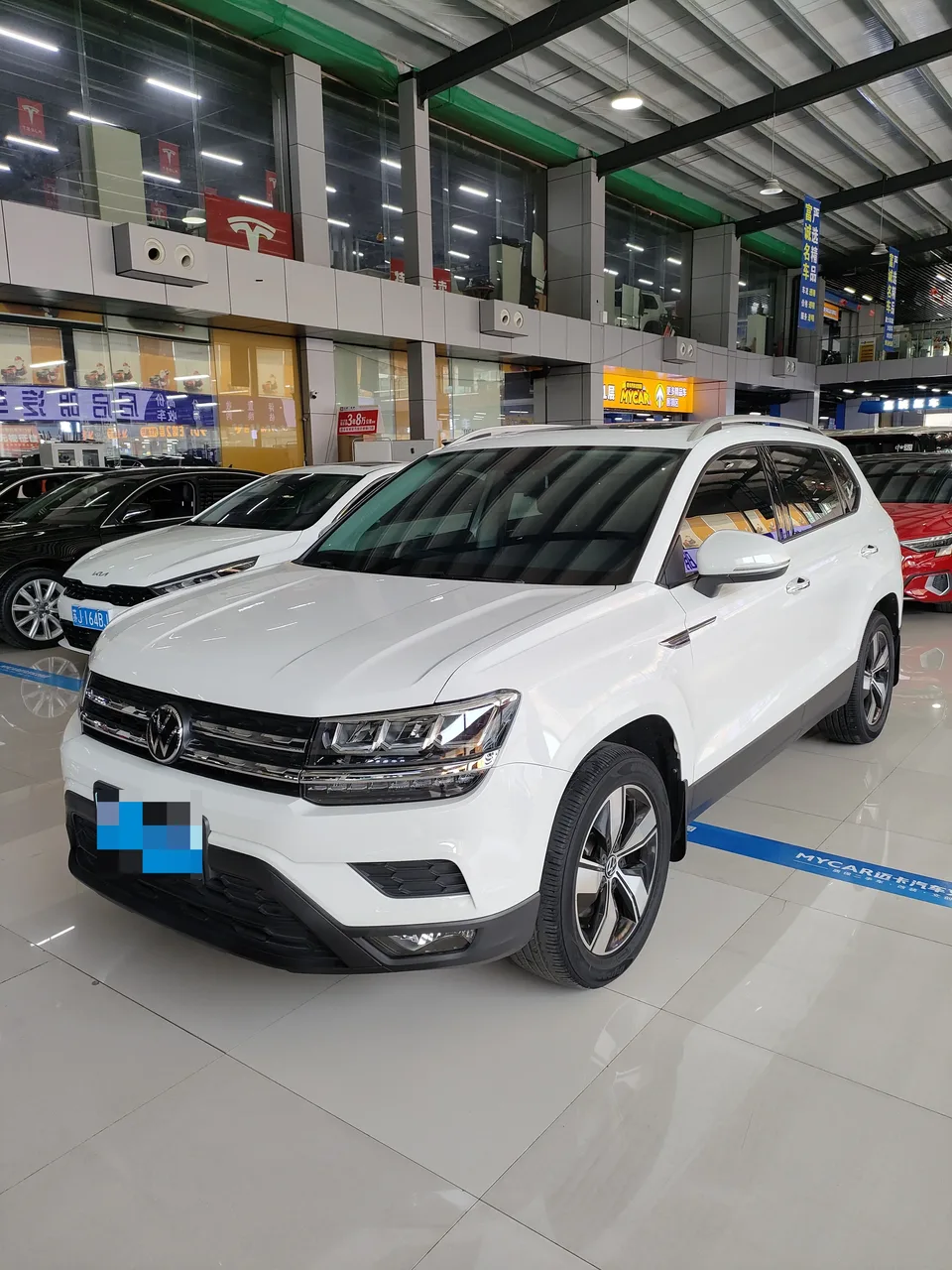 Volkswagen Tharu 280TSI 2WD Comfort Edition 2022 — фото 1, купить с доставкой в Москву