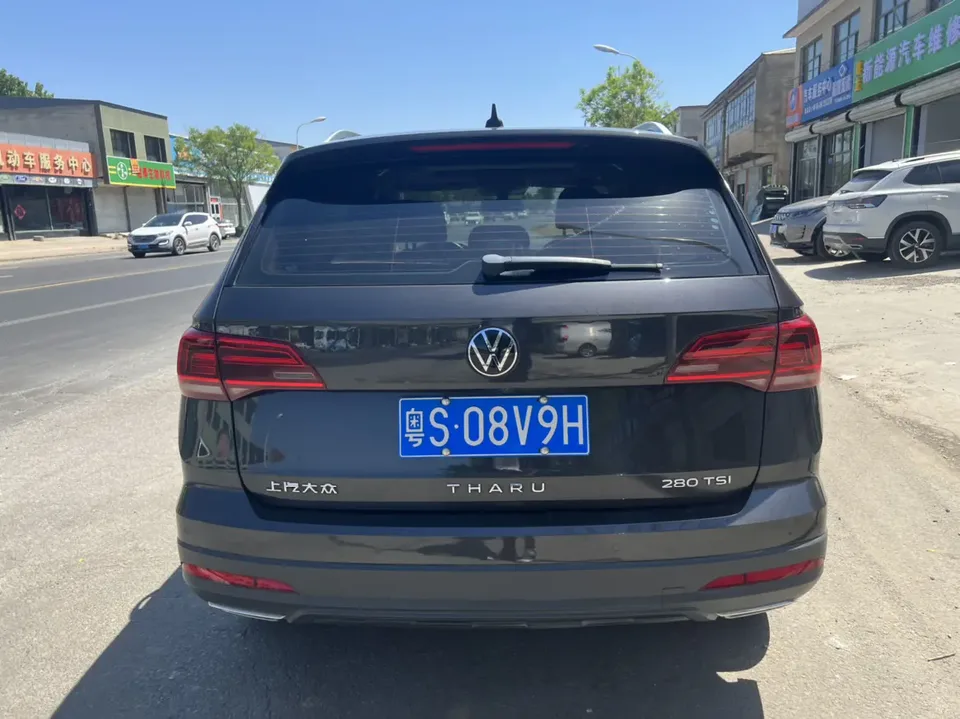 Volkswagen Tharu 280TSI 2WD Luxury Edition 2023 — миниатюра 2