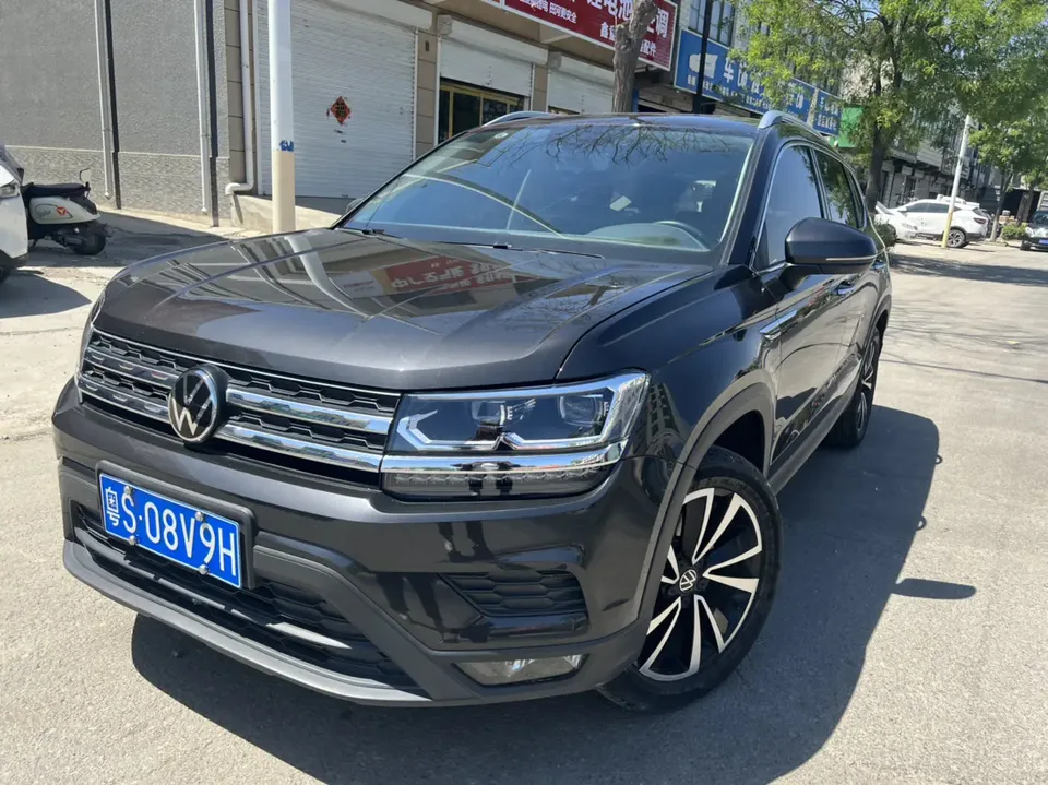 Volkswagen Tharu 280TSI 2WD Luxury Edition 2023 — фото 1, купить с доставкой в Москву