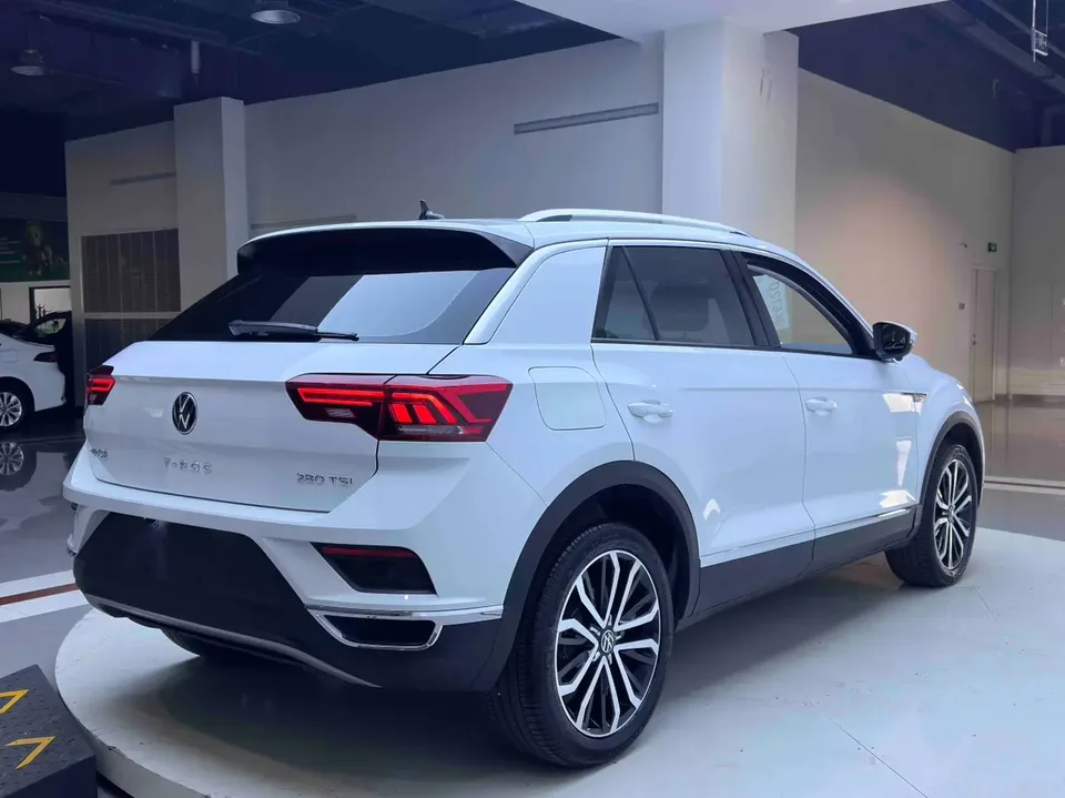 Volkswagen T-Roc Tange 280TSI DSG two-wheel drive comfort PLUS 2022 — миниатюра 2