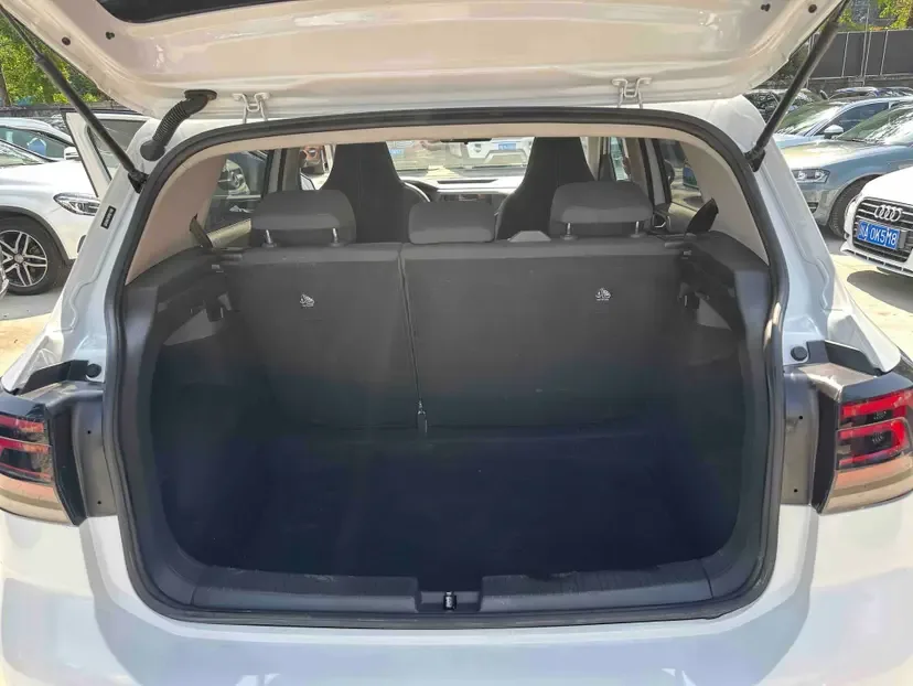 Volkswagen Tu Kai Tu Kai 2023 1.5L Automatic Fashion Edition 2023 — thumbnail 4