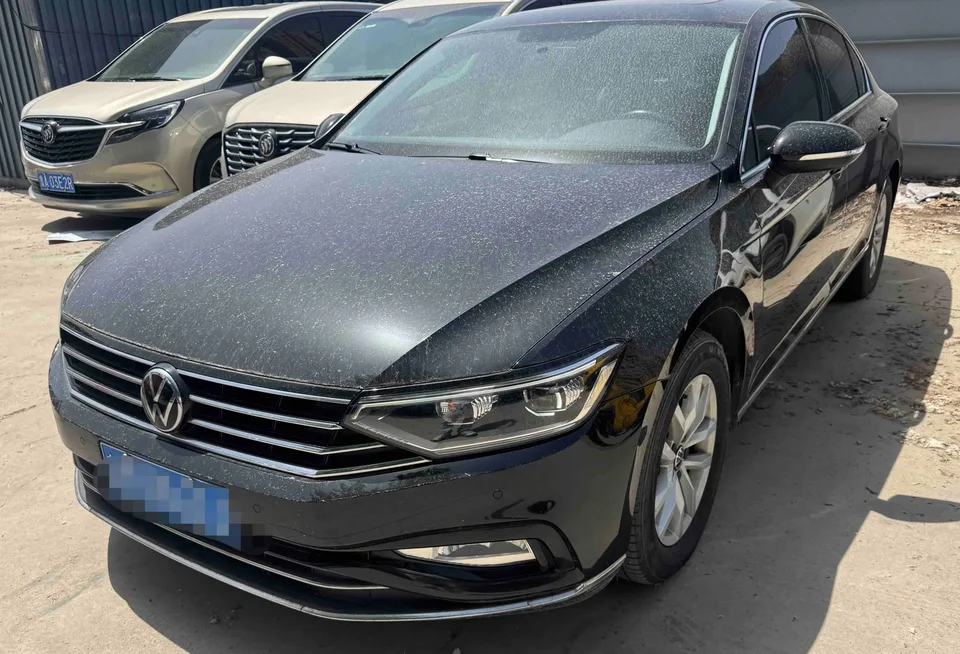 Volkswagen Magotan Magotan 2020 280TSI DSG Leading Edition 2022 — фото 1, купить с доставкой в Москву