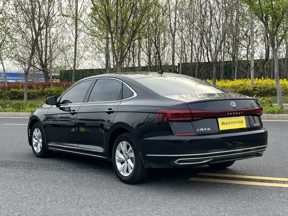Volkswagen Passat Passat 2022 280TSI Business Edition 2022 — thumbnail 2
