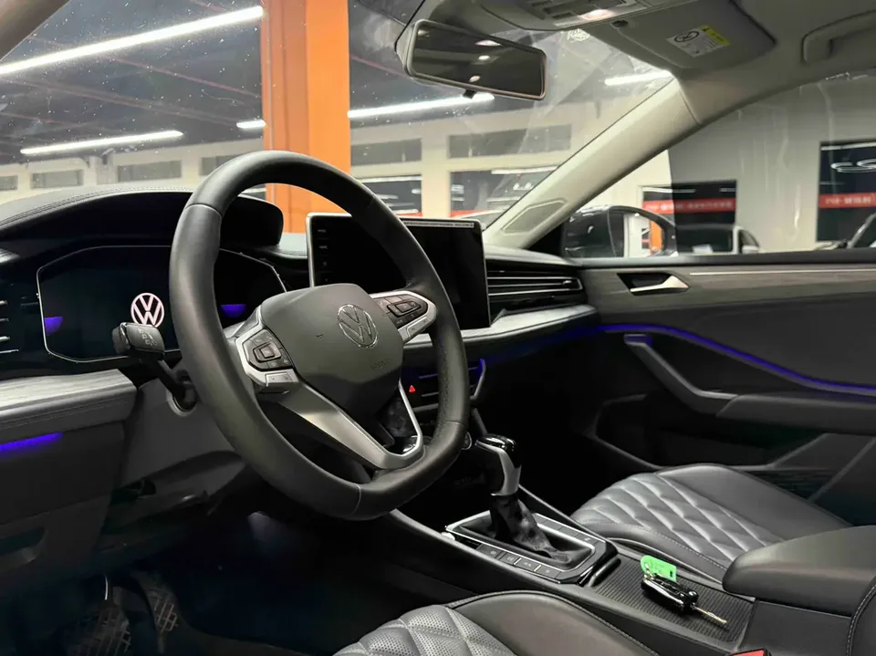 Volkswagen Sagitar 2025 Sagitar 300TSI DSG Beyond Edition 2025 — миниатюра 4