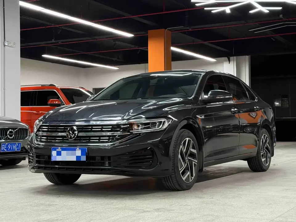 Volkswagen Sagitar 2025