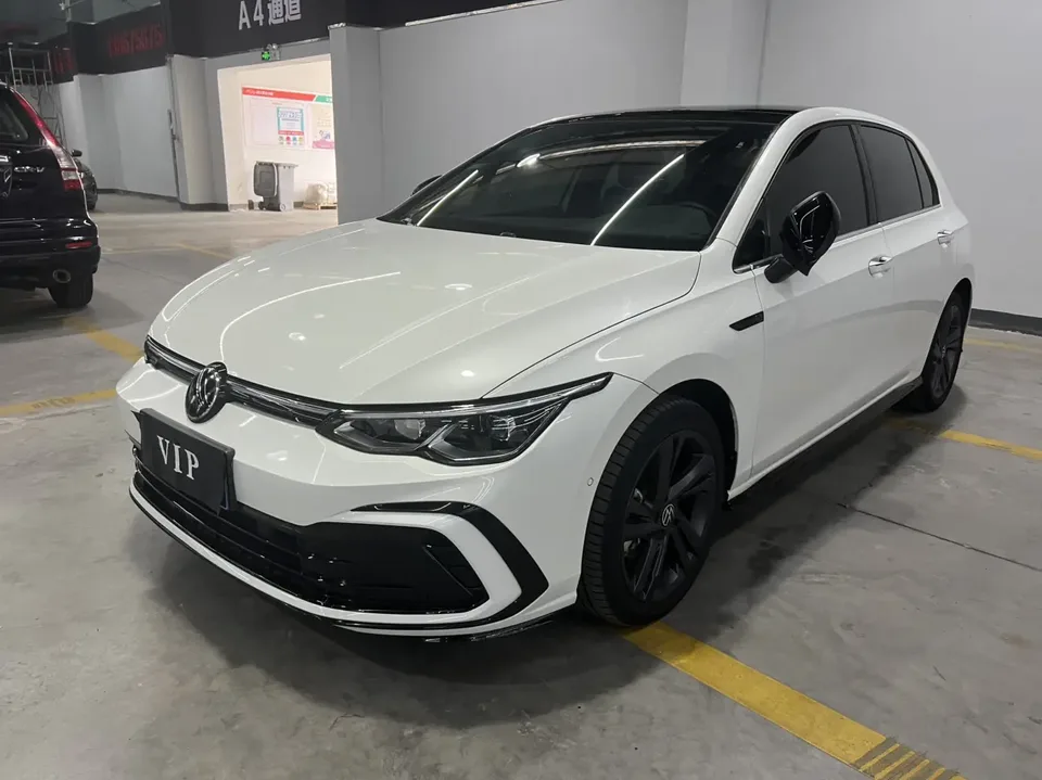 Volkswagen Golf Golf 2021 280TSI DSG R-Line 2022 — фото 1, купить с доставкой в Москву