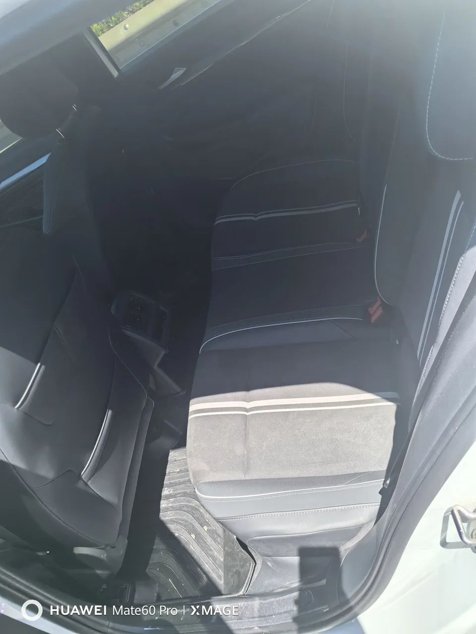 Volkswagen Golf facelift 280TSI DSG R-Line Lite 2023 — миниатюра 3