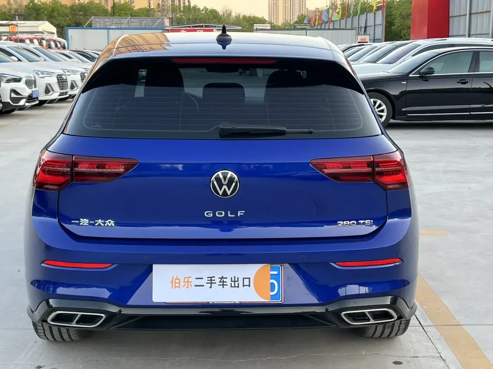 Volkswagen Golf facelift 280TSI DSG R-Line Lite 2023 — миниатюра 2