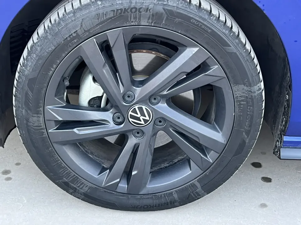 Volkswagen Golf facelift 280TSI DSG R-Line Lite 2023 — миниатюра 3