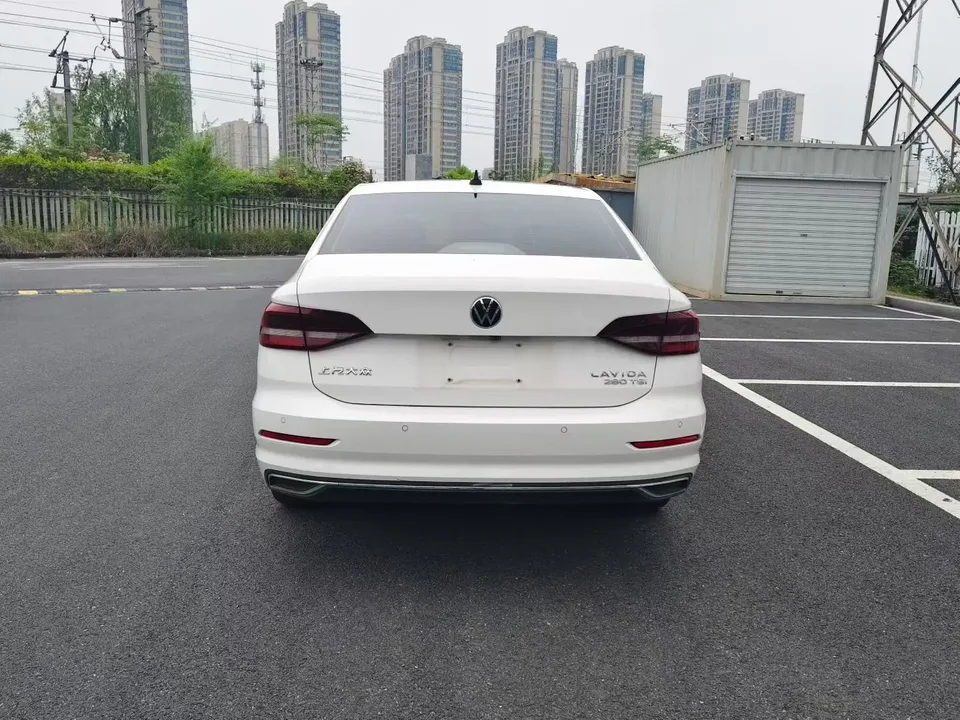 Volkswagen Lavida Lavida 2021 280TSI DSG Comfort Edition 2022 — миниатюра 2