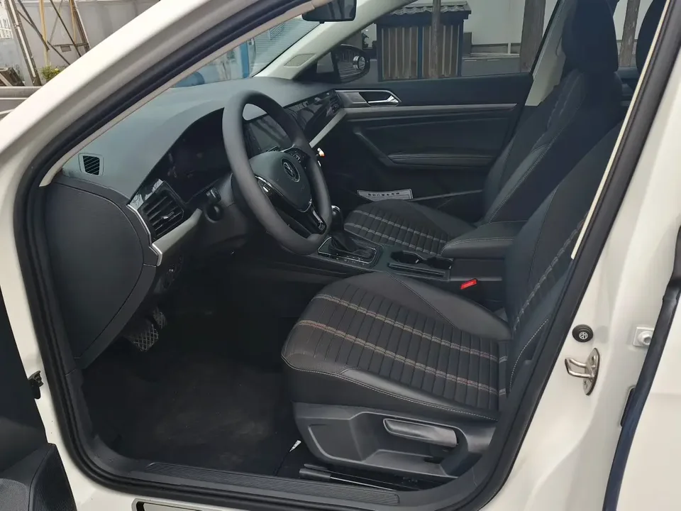 Volkswagen Lavida Lavida 2021 280TSI DSG Comfort Edition 2022 — миниатюра 5