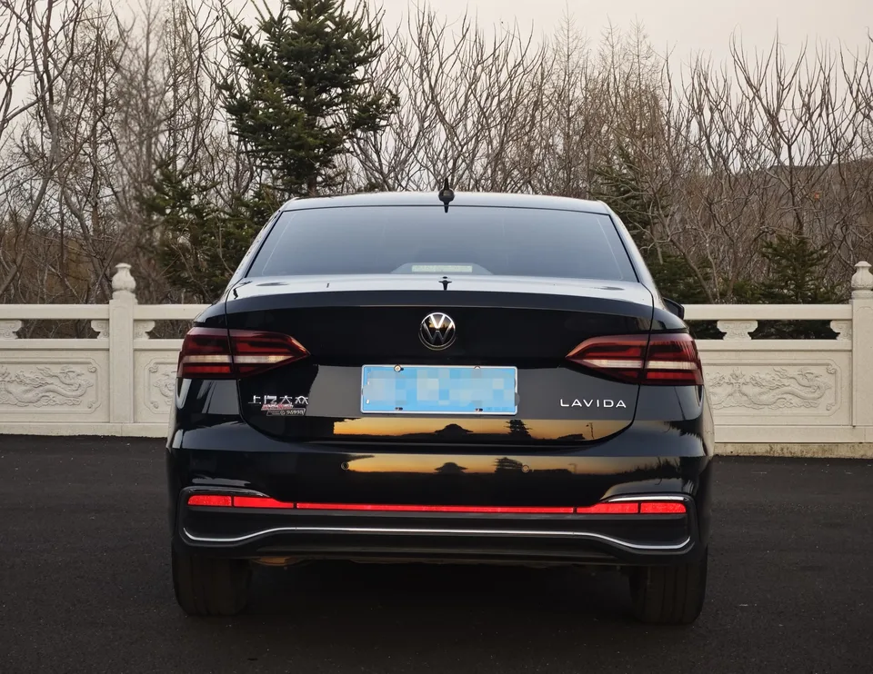 Volkswagen Lavida Lavida 2023 Modified 1.5L Automatic 5 million version 2022 — thumbnail 2