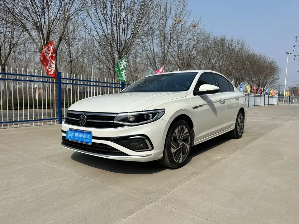 Volkswagen Bora 2023