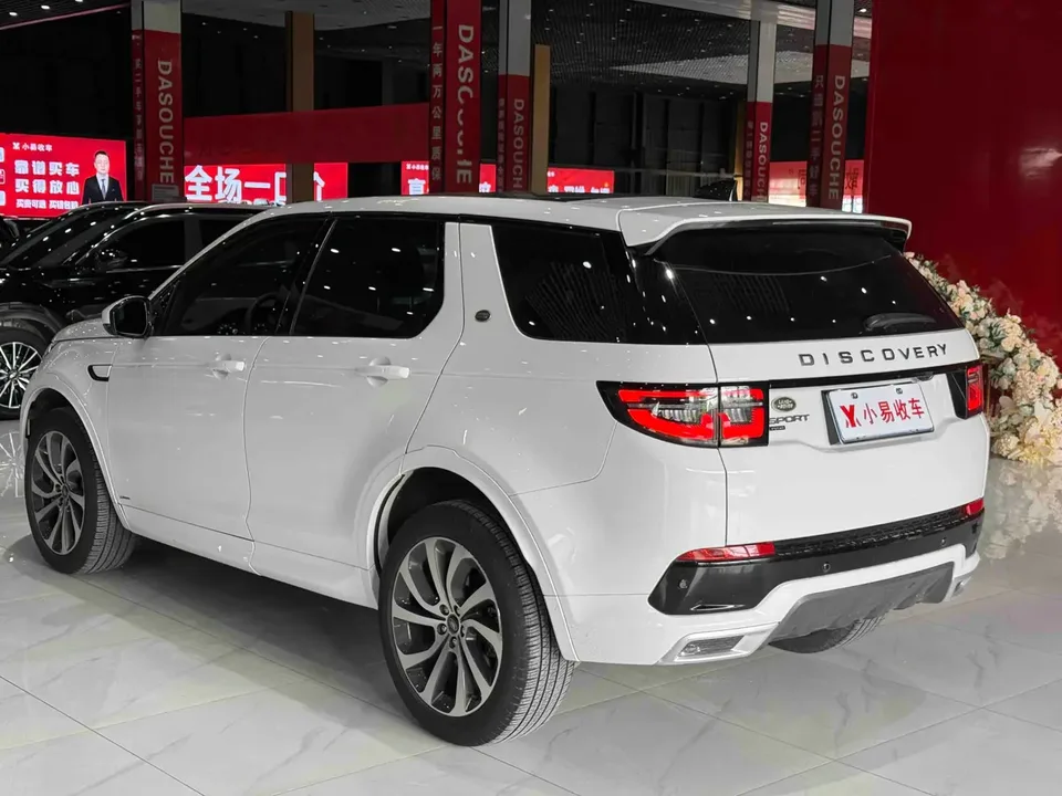 Land Rover Discover Sports Discovery Sport 2022 249PS R-Dynamic SE Performance Technology Edition 5 Seaters 2022 — миниатюра 4