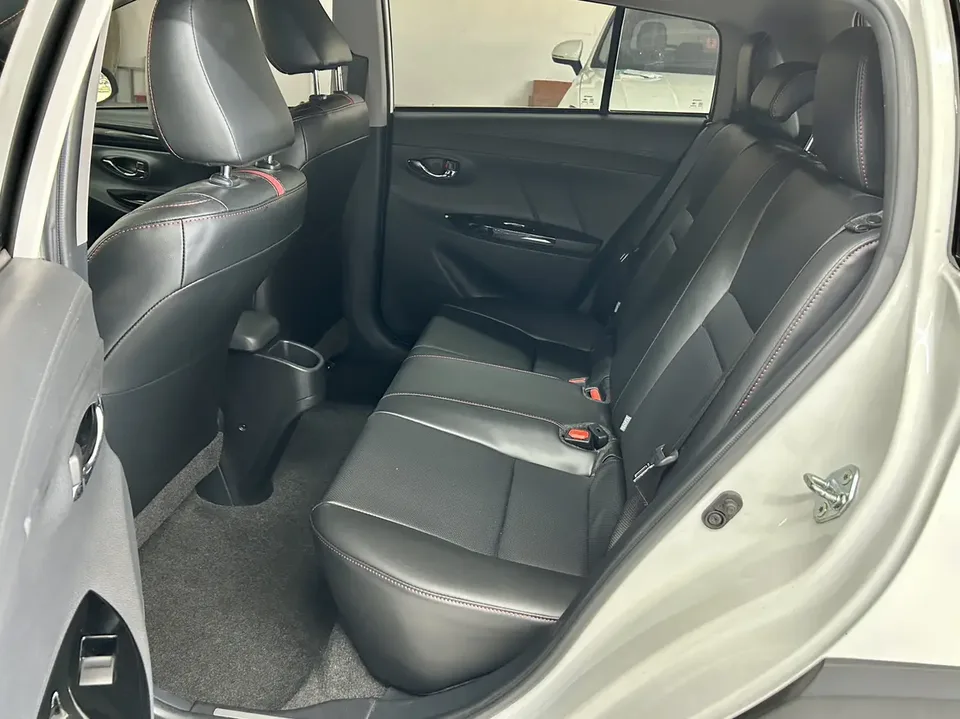 Toyota Yaris L YARiS L Zhixuan 2022 Zhixuan X 1.5L CVT leading PLUS version 2023 — миниатюра 5