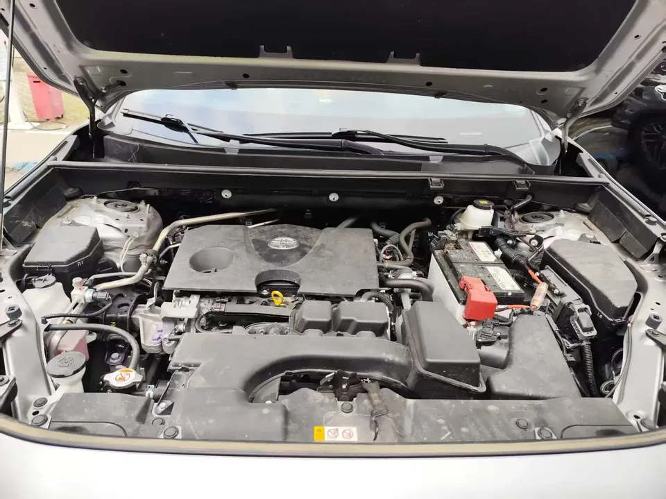 Toyota Willanda 2.0L two-wheel drive luxury PLUS version 2023 — миниатюра 3
