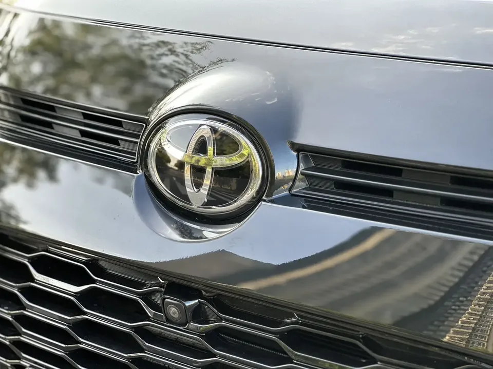 Toyota Willanda 2.0L four-wheel drive luxury PLUS version 2023 — миниатюра 3