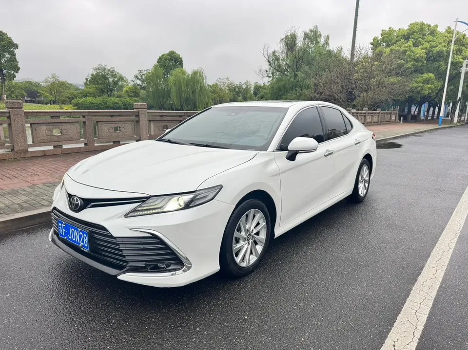 Toyota Camry 2022