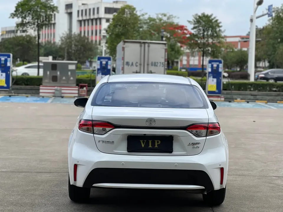 Toyota Levin Lei Ling 2022 185T CVT Deluxe Edition 2022 — thumbnail 2